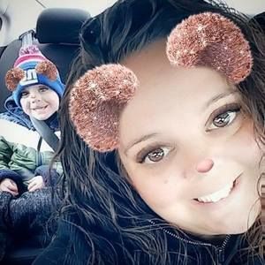 Meet your Posher, Corissa